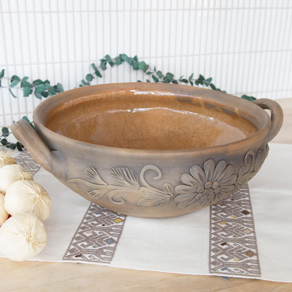 Atzompa Clay Large Floral Cazuela - Image 4