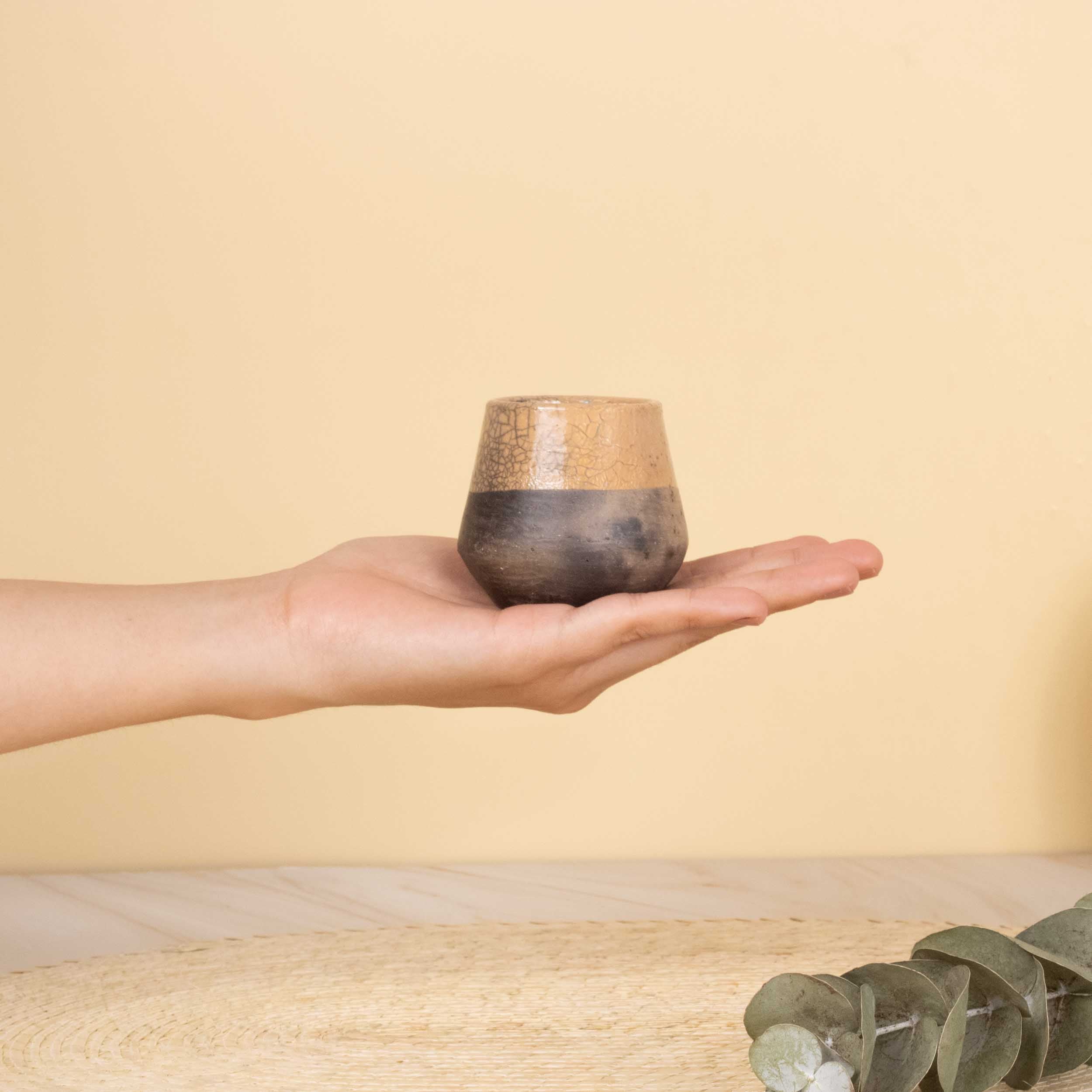 Atzompa Contrast Clay Mezcal Shot Glass - Image 2