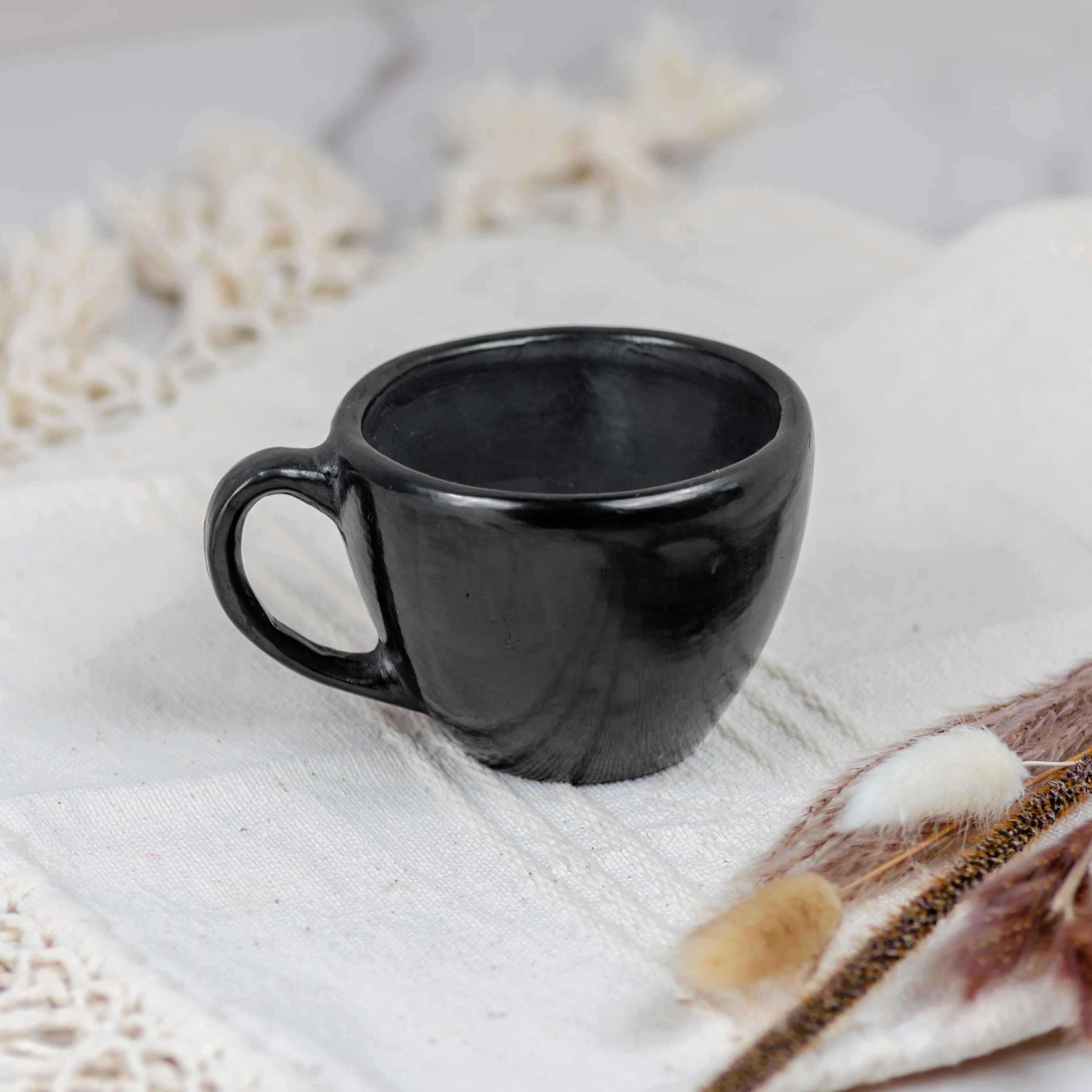 Barro Negro Espresso Cup with Saucer - Image 2