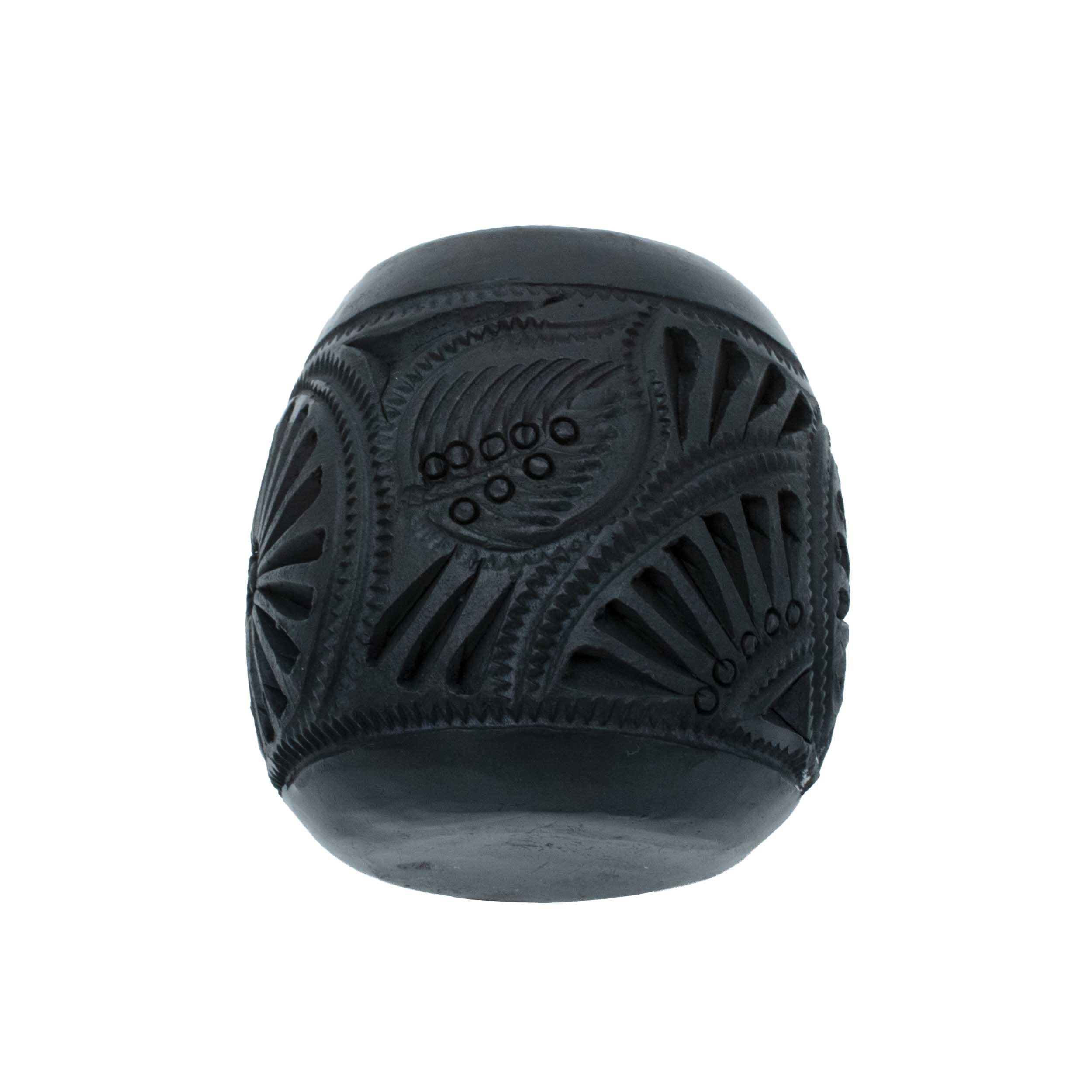 Barro Negro Floral Carved Mezcalero Shot Glass - Image 3