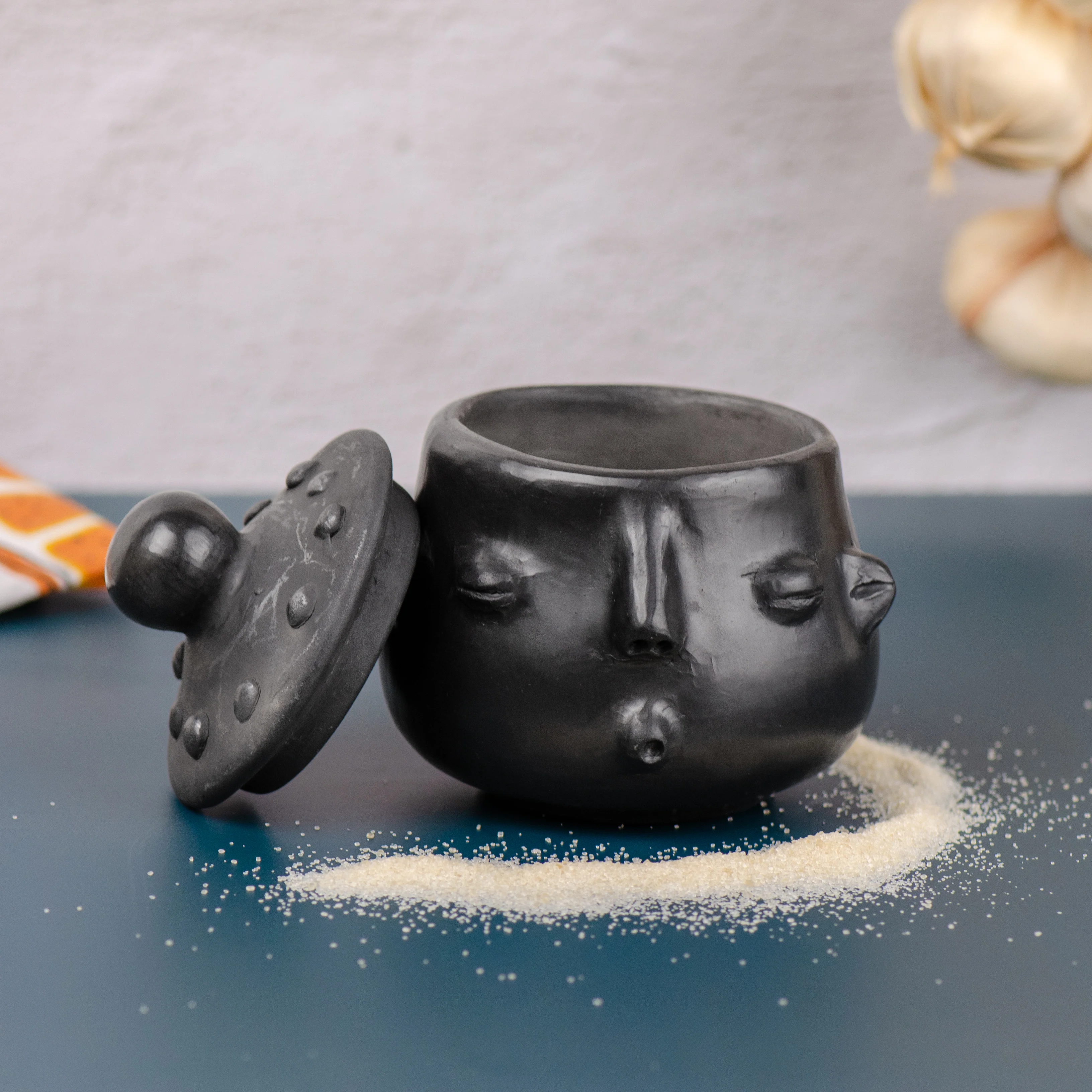 Barro Negro Whistler Face Sugar Bowl - Image 8