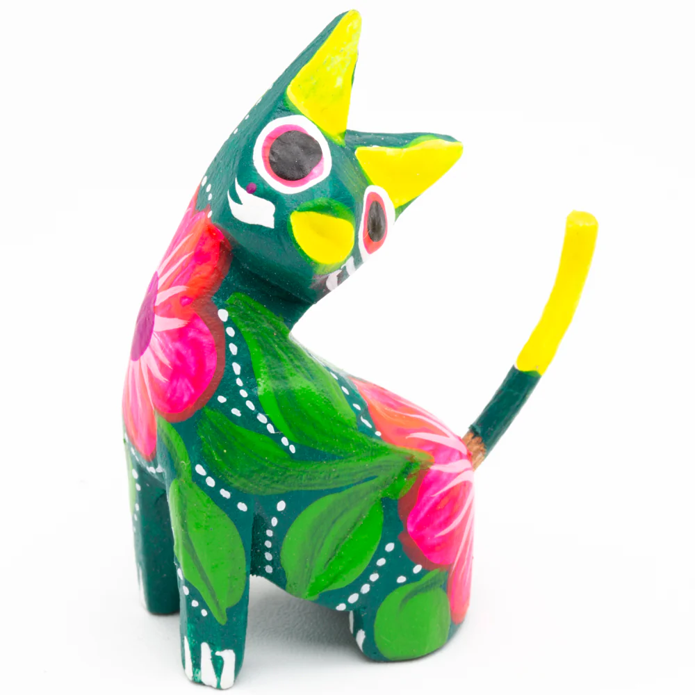 Hand Painted Neck Side Bend Cat Wooden Figurine - Image 9