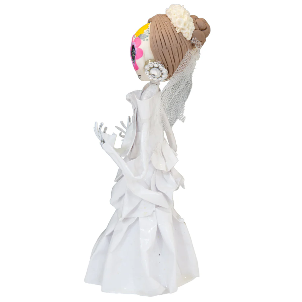 Papier-Mâché Sugar Skull Bride and Groom Sculpture - Image 4
