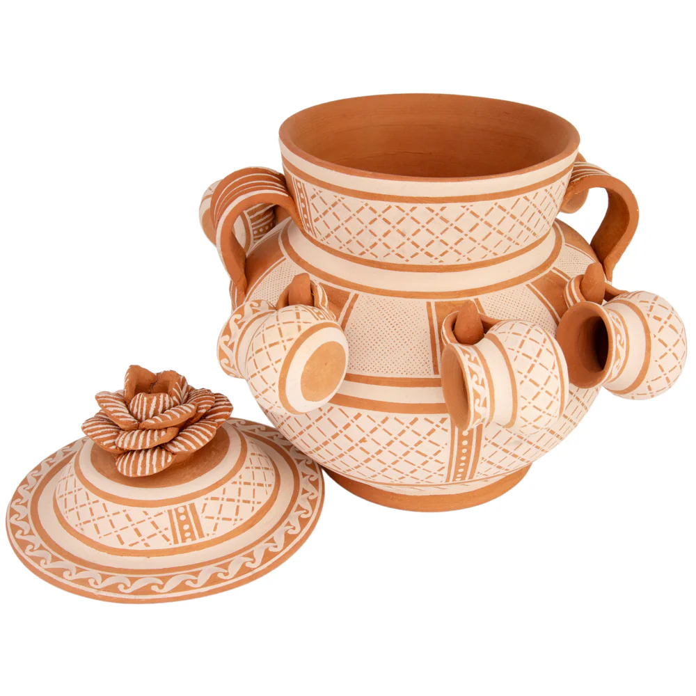Patamban Ponchera, Vase with Mini Mug - Image 4