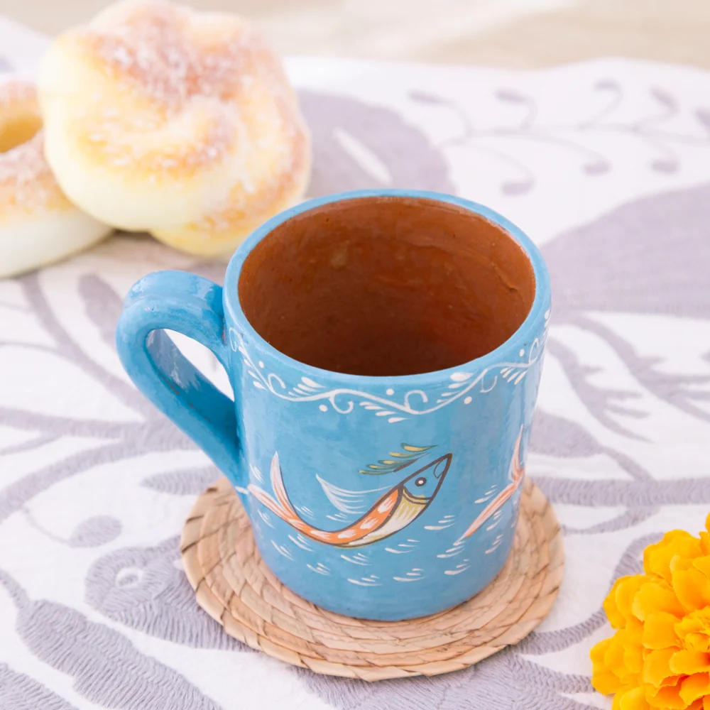 Peces de Capula Hand-Painted Mug - Image 3