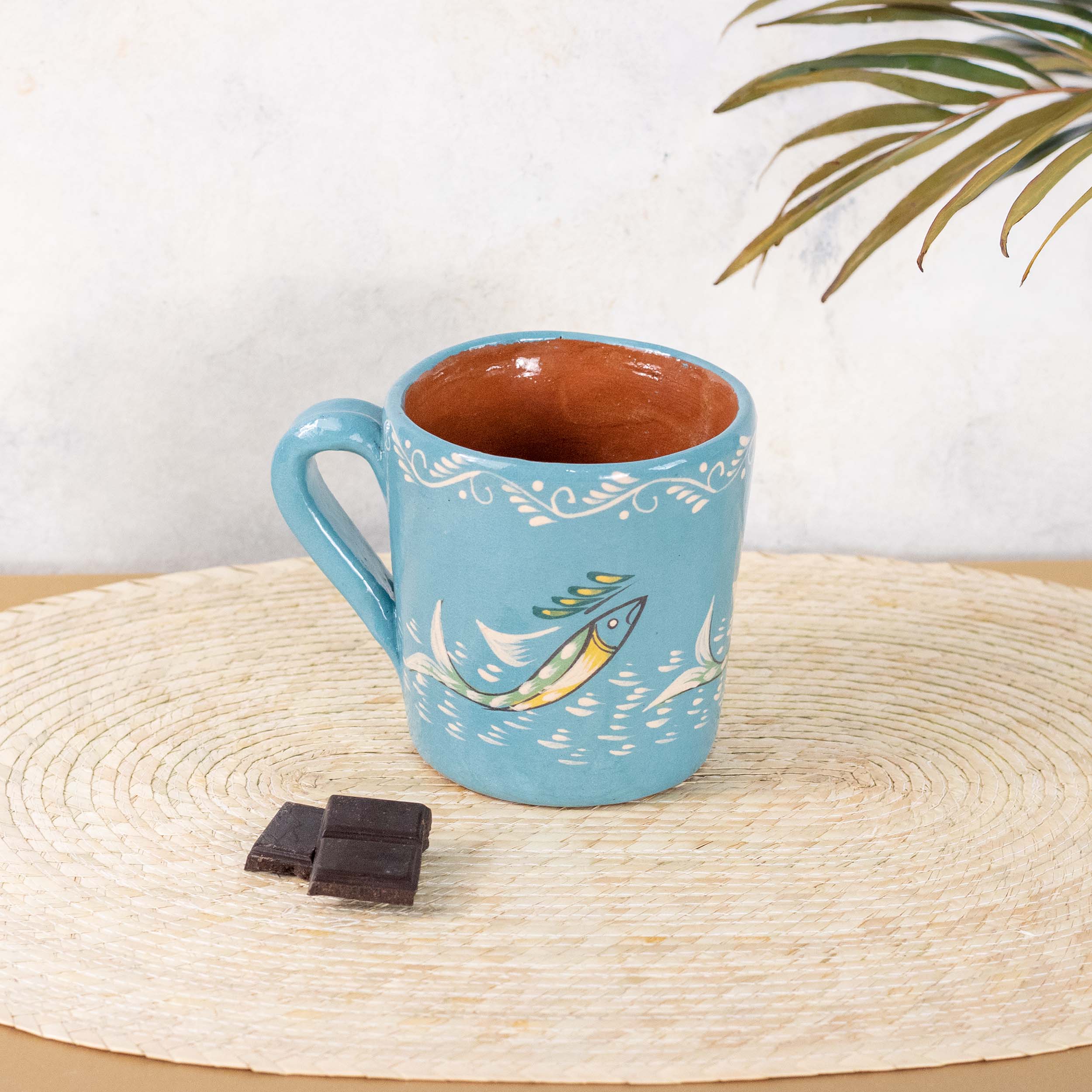 Peces de Capula Hand-Painted Mug - Image 4