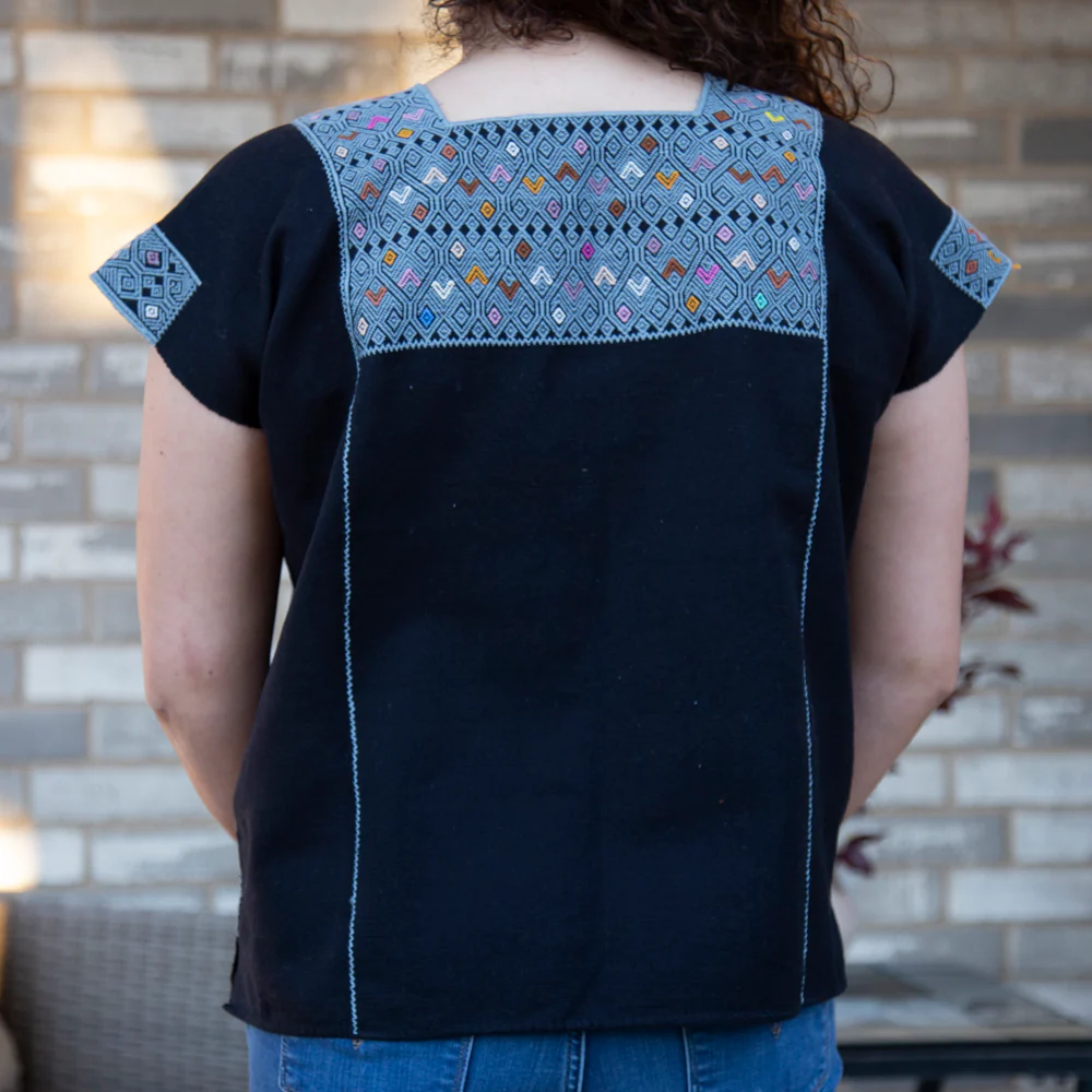 San Andrés Sun Woven Huipil Blouse - Image 9