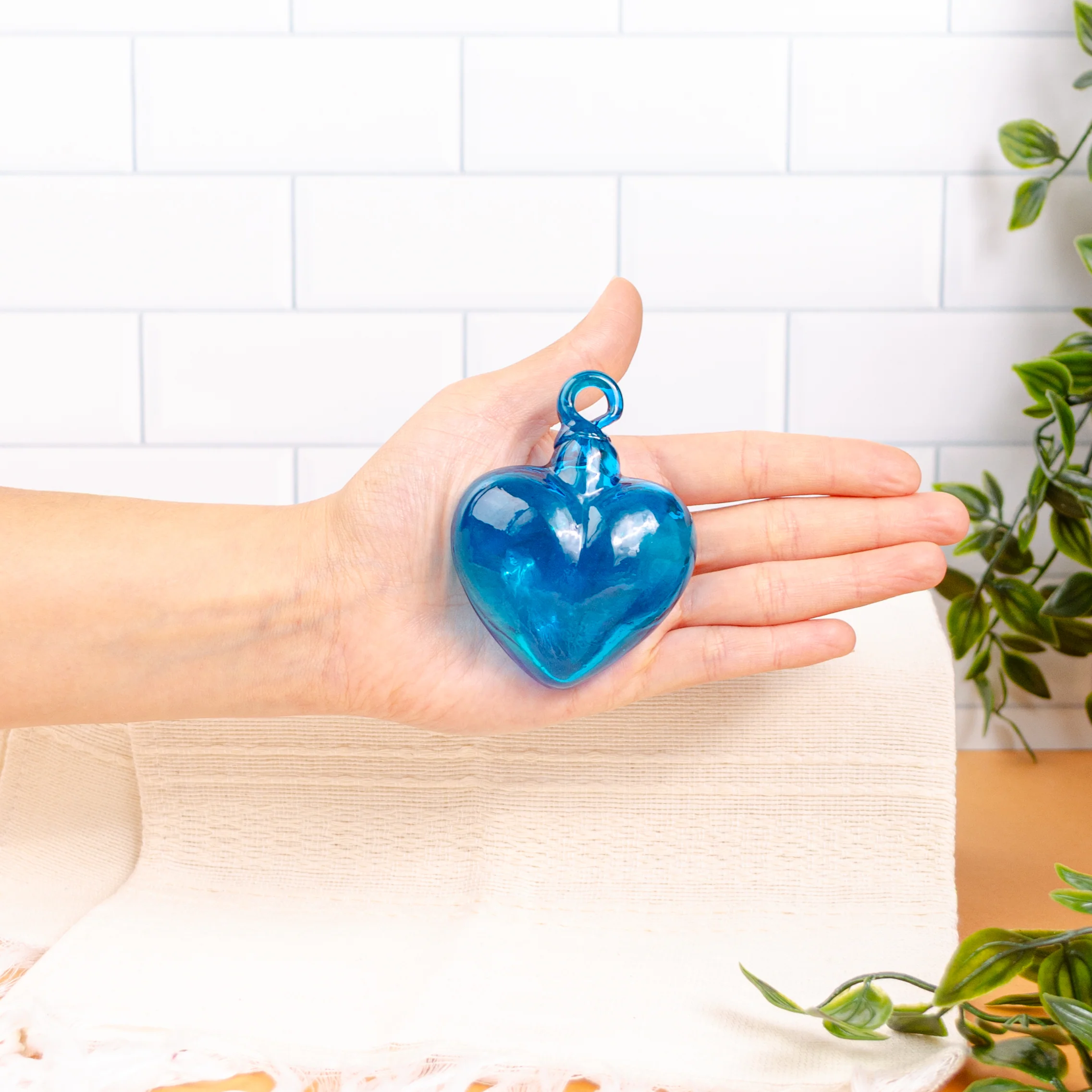 Tonalá Solid Blown Glass Hanging Heart Ornament - Image 2