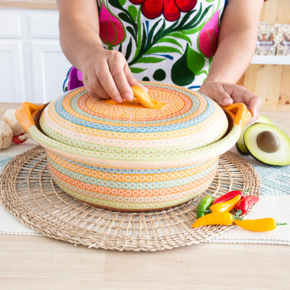 XL Capula Clay Cazuela, Serving Dish with Lid - Image 7